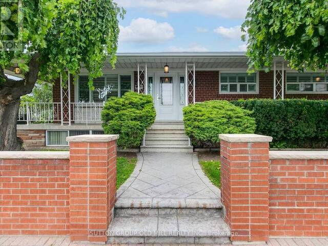 993 ISLINGTON AVENUE Toronto Ontario, M8Z 4R1 - 3 Bedrooms Home For Sale