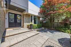 365 LYNN PLACE | Oakville Ontario | Slide Image Three