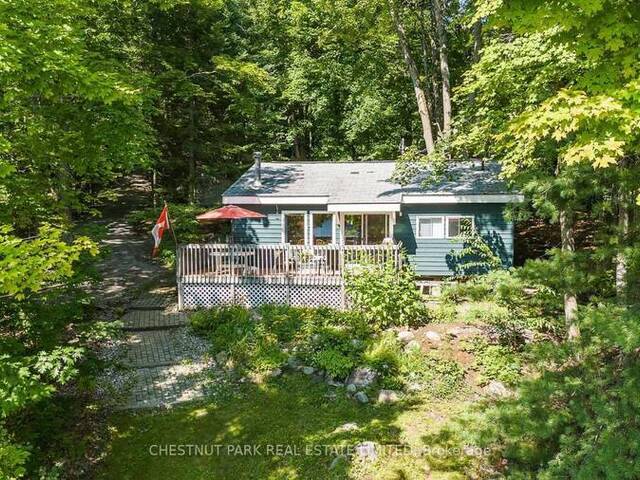 1184 LITTLE BOB LAKE ROAD Dysart et al Ontario, K0M 2S0 - 3 Bedrooms Waterfront Home For sale