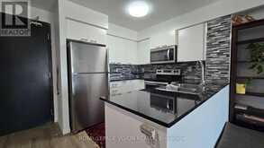 1812 - 2150 LAWRENCE AVENUE E | Toronto Ontario | Slide Image Twelve