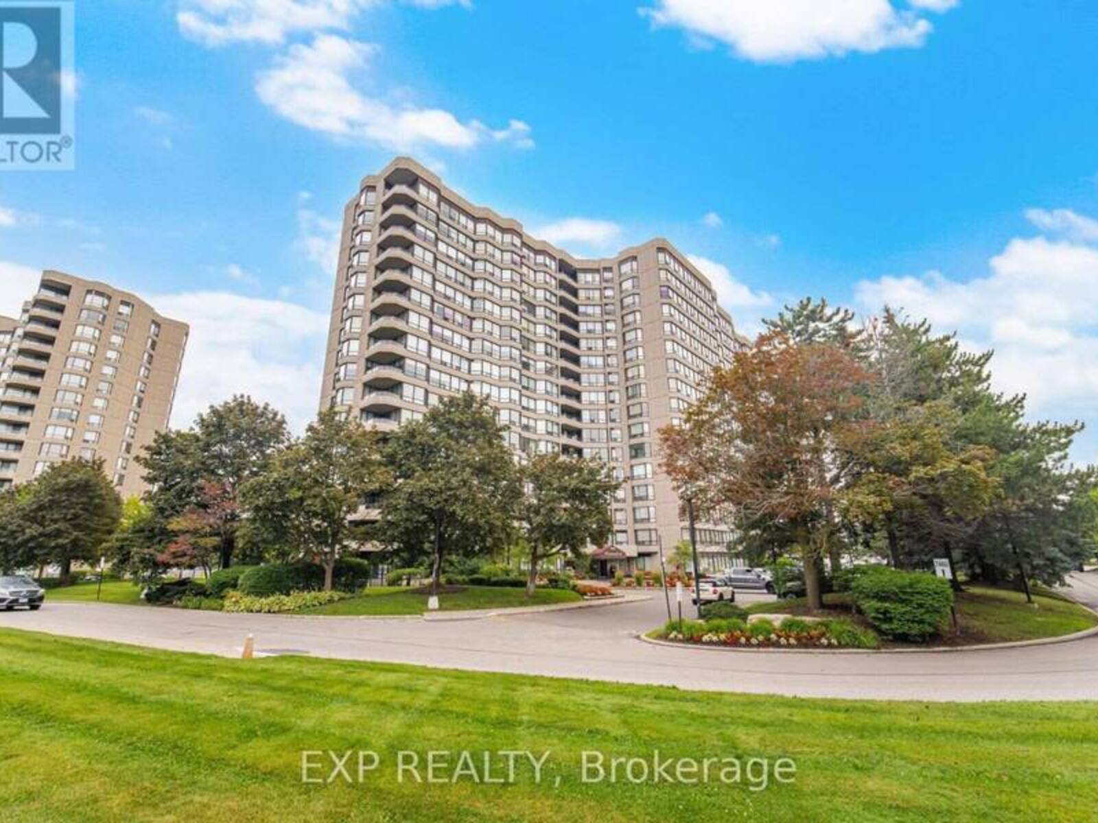 410 - 7440 BATHURST STREET, Vaughan, Ontario L4J 7K8