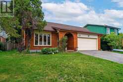 29 BLACKTHORN LANE | Brampton Ontario | Slide Image Four