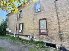 135 SHERWOOD DRIVE | Brantford Ontario | Slide Image Seven