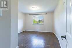 65 LYFYTT CRESCENT | Barrie Ontario | Slide Image Eighteen