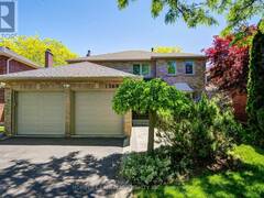 1360 OLD ENGLISH LANE Oakville Ontario, L6M 2P8