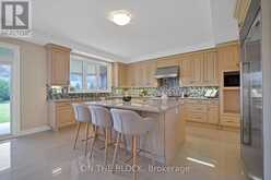 24 WHITEWOOD DRIVE | Whitchurch-Stouffville Ontario | Slide Image Twenty