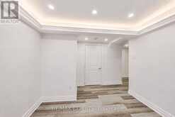 2285 MAJOR MACKENZIE DRIVE W | Vaughan Ontario | Slide Image Thirty-three
