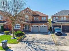61 WOODVALLEY DRIVE Brampton Ontario, L7A 1Z3