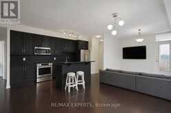 614 - 9225 JANE STREET | Vaughan Ontario | Slide Image Thirteen