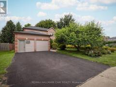 11 DUGDALE AVENUE New Tecumseth Ontario, L0G 1A0