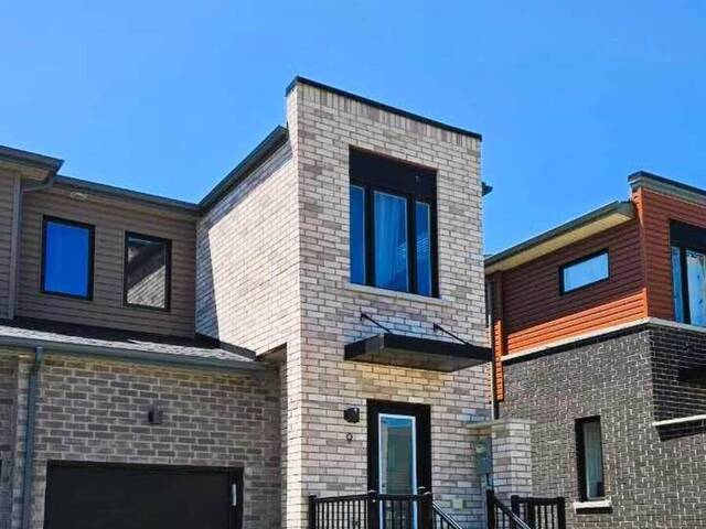 9 HAVEN LANE Barrie Ontario, L9J 0M4 - 3 Bedrooms Home For Sale