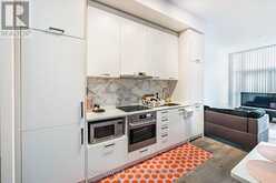 203 - 38 HONEYCRISP CRESCENT | Vaughan Ontario | Slide Image Nine