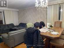 170 GRACEFIELD AVENUE | Toronto Ontario | Slide Image Eight