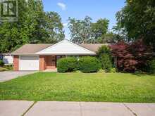 261 CAROL AVENUE | Newmarket Ontario | Slide Image Two