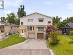 14 INNISFIL STREET Barrie Ontario, L4N 3C9
