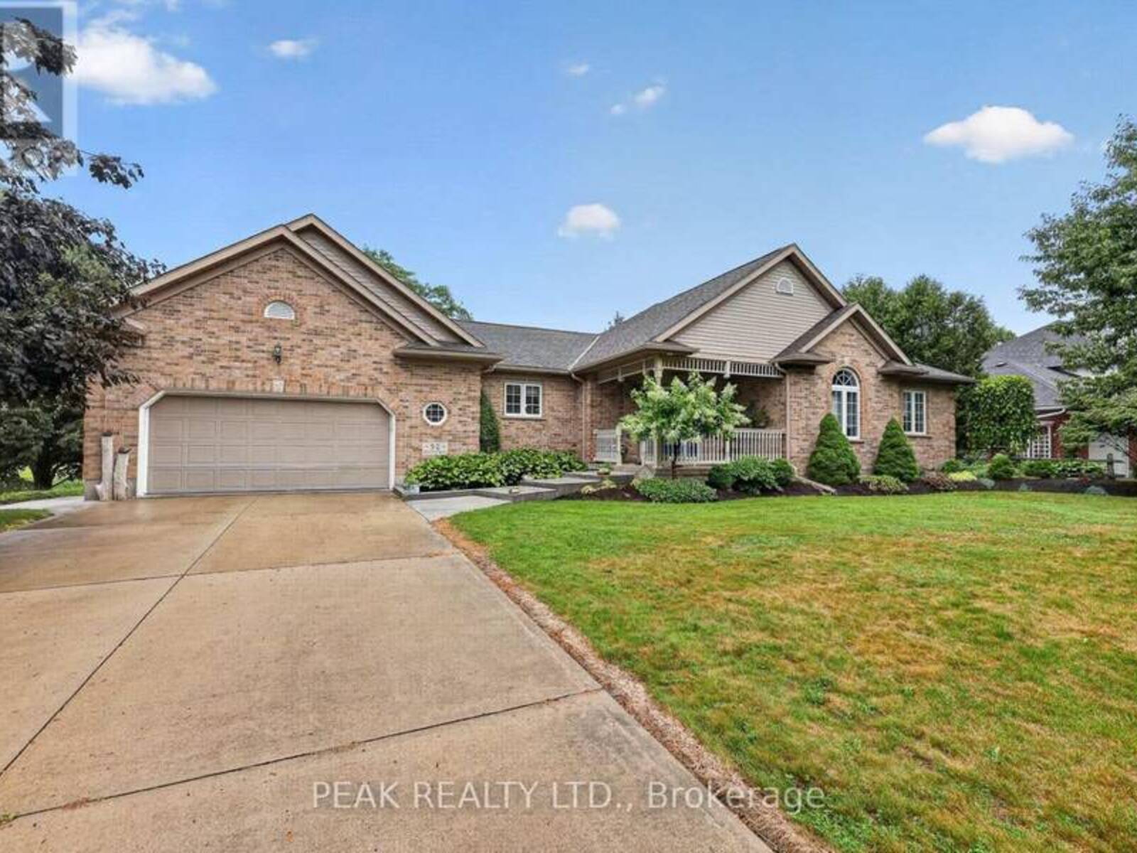 92 SHEPHARD PLACE, Wilmot, Ontario N3A 2E4
