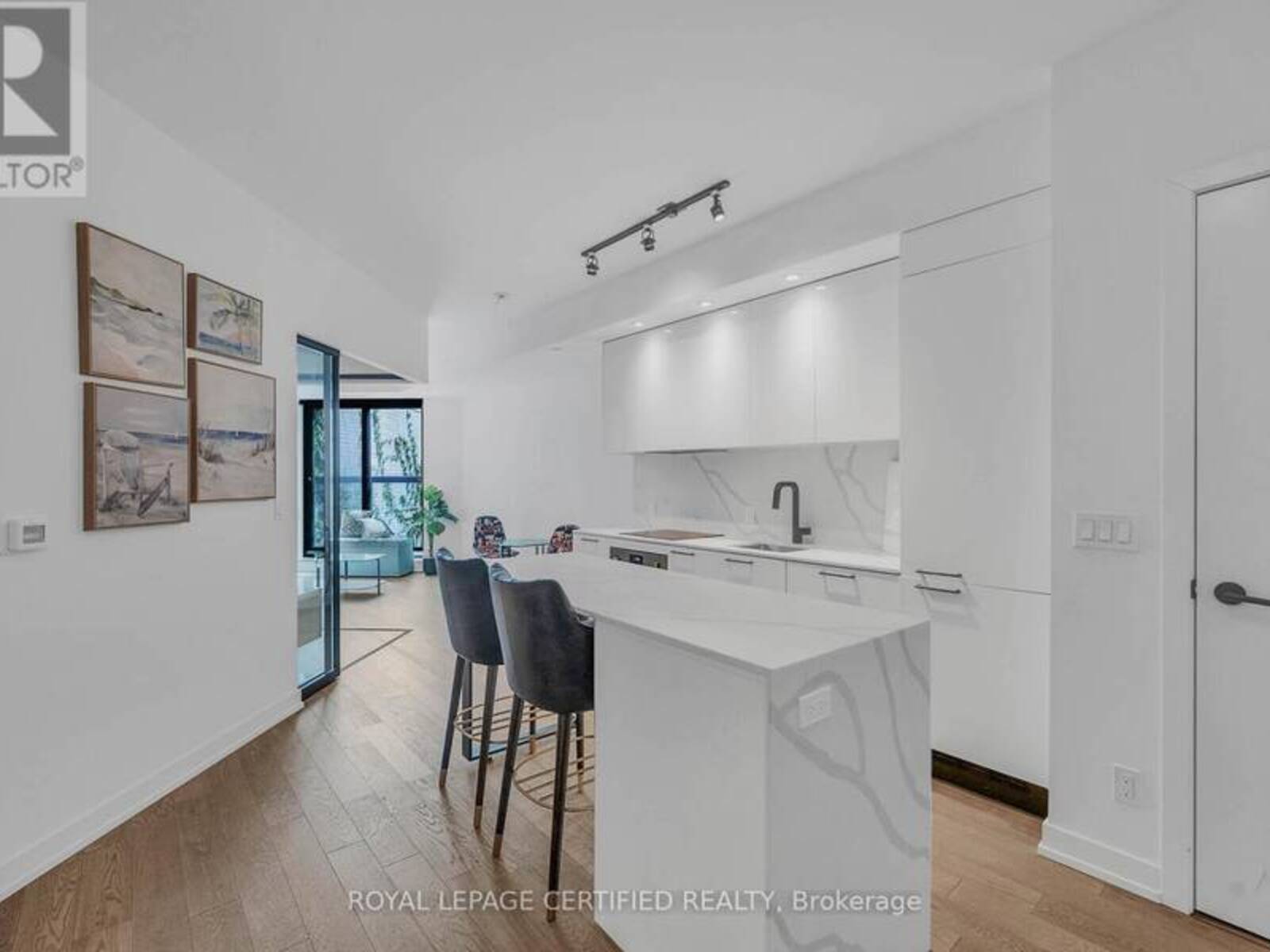 411 - 200 SUDBURY STREET, Toronto, Ontario M6H 0H1