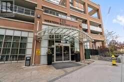 1316 - 125 WESTERN BATTERY ROAD | Toronto Ontario | Slide Image Thirty-five