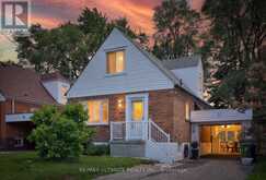 11 MIDHOLM DRIVE | Toronto Ontario | Slide Image One