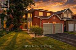 591 PLANTATION GATE | Newmarket Ontario | Slide Image Three