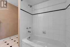 591 PLANTATION GATE | Newmarket Ontario | Slide Image Thirty-six