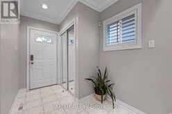 591 PLANTATION GATE | Newmarket Ontario | Slide Image Five