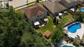 4 GOLD PARK GATE | Angus Ontario | Slide Image Nineteen