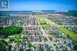 916 MCNAIR CIRCLE | Milton Ontario | Slide Image Six