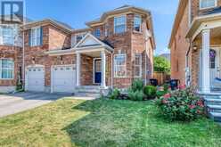 916 MCNAIR CIRCLE | Milton Ontario | Slide Image Fifteen