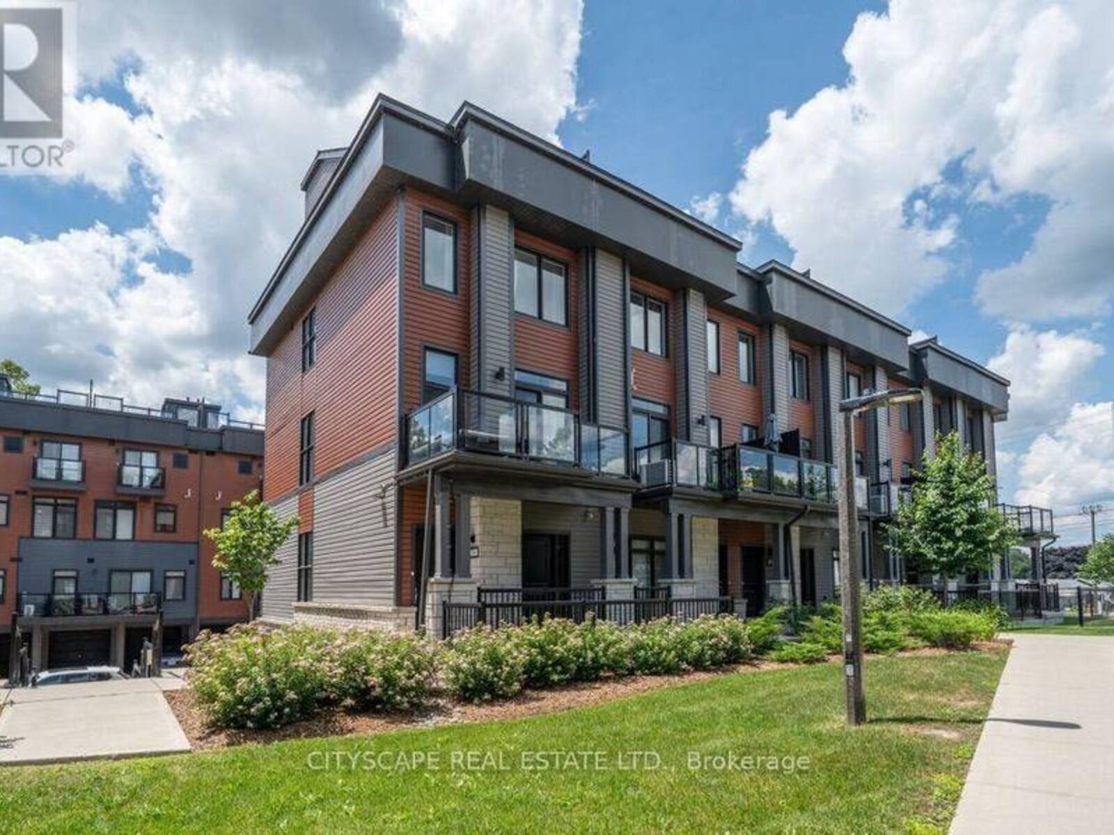 28 - 2 WILLOW STREET, Paris, Ontario N3L 0K7