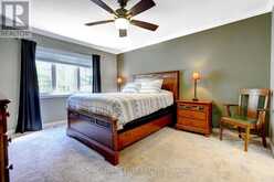 118 LYNCH CIRCLE | Guelph Ontario | Slide Image Sixteen