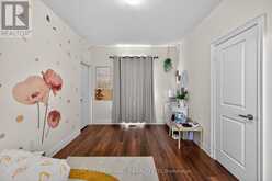 220 GREAT FALLS BOULEVARD | Hamilton Ontario | Slide Image Thirty-two