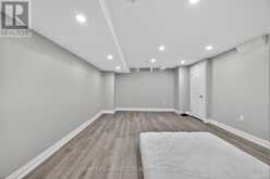 220 GREAT FALLS BOULEVARD | Hamilton Ontario | Slide Image Thirty-nine