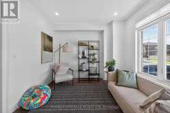 220 GREAT FALLS BOULEVARD | Hamilton Ontario | Slide Image Nine