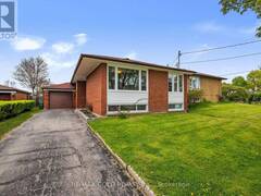 3 WILLAMERE DRIVE Toronto Ontario, M1M 1W5