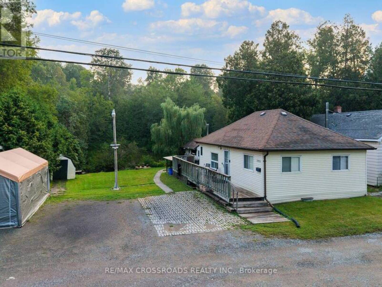 368 CEDAR VALLEY BOULEVARD, Oshawa, Ontario L1G 3W3