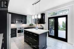 11 KENSINGTON TRAIL | Barrie Ontario | Slide Image Five