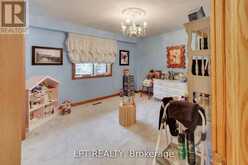 6 FENTON WAY | Brampton Ontario | Slide Image Thirty