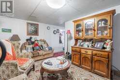 374 UPPER WENTWORTH STREET W | Hamilton Ontario | Slide Image Nine