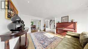 42 BLACKFOREST DRIVE | Richmond Hill Ontario | Slide Image Four