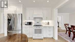 42 BLACKFOREST DRIVE | Richmond Hill Ontario | Slide Image Nine
