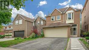 107 ROXBOROUGH LANE | Vaughan Ontario | Slide Image Five