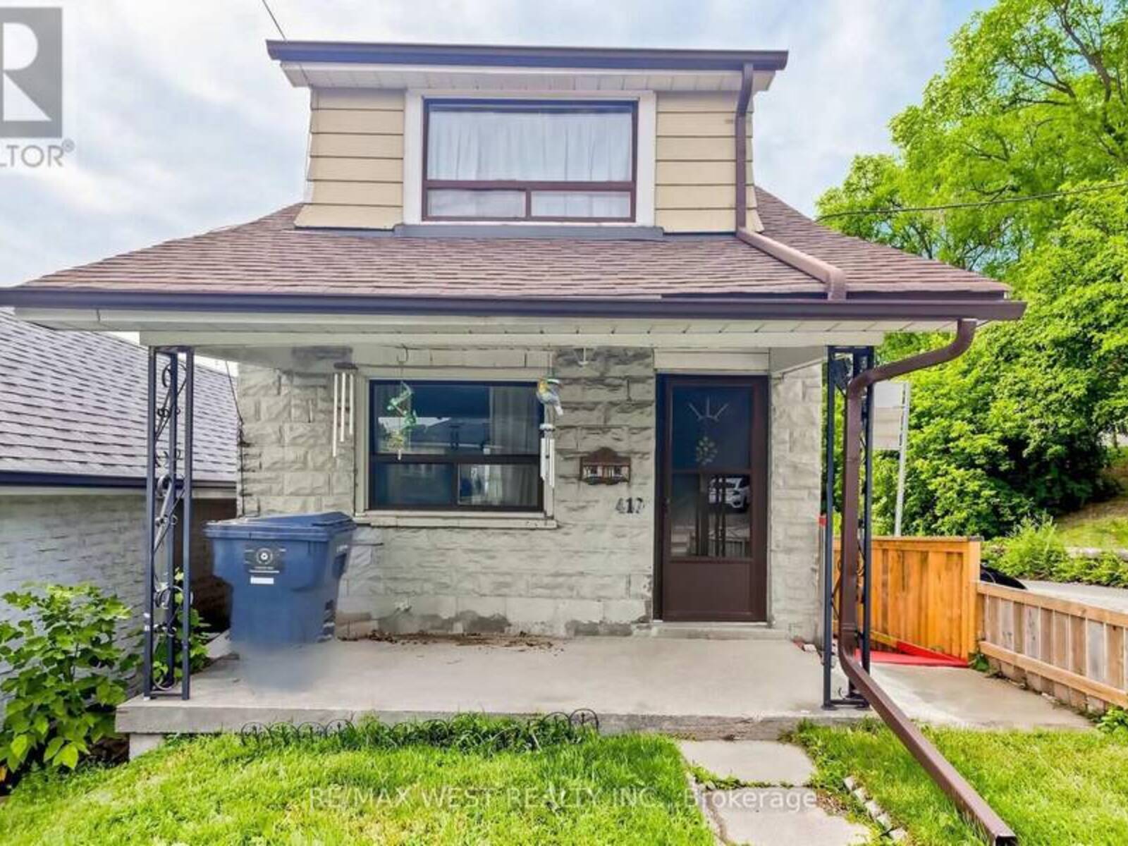 410 SILVERTHORN AVENUE, Toronto, Ontario M6M 3H2
