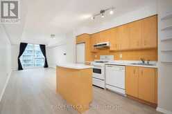 622 - 219 FORT YORK BOULEVARD | Toronto Ontario | Slide Image Thirteen