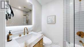 280 FAIRLAWN AVENUE | Toronto Ontario | Slide Image Twelve