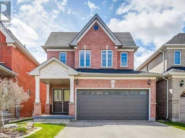 256 MCBRIDE CRESCENT Newmarket Ontario, L3X 2W4 - Property For Sale