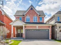 256 MCBRIDE CRESCENT Newmarket Ontario, L3X 2W4