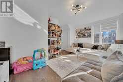 948 ISAAC PHILLIPS WAY | Newmarket Ontario | Slide Image Twelve