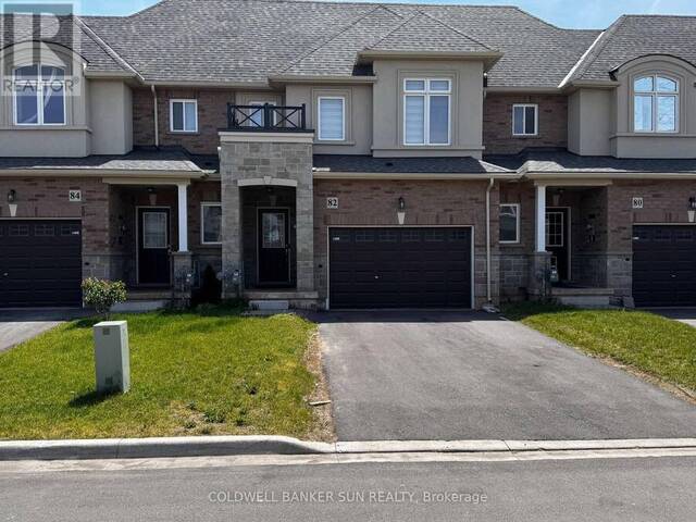 82 PINOT CRESCENT Hamilton Ontario, L8E 0J9 - 3 Bedrooms Home For Sale