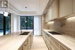 39 CHUDLEIGH AVENUE | Toronto Ontario | Slide Image Twenty-two